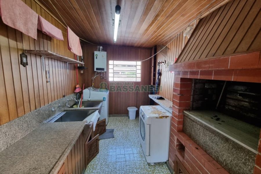 Casa com 263m², no bairro São Pelegrino em Caxias do Sul para Comprar