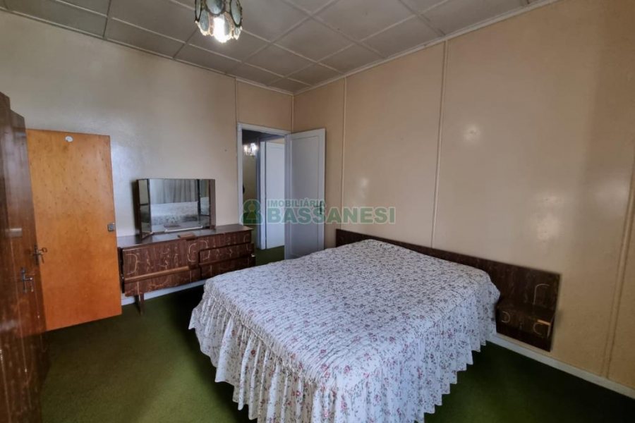 Casa com 263m², no bairro São Pelegrino em Caxias do Sul para Comprar