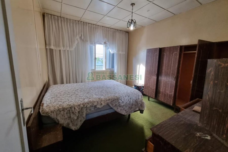 Casa com 263m², no bairro São Pelegrino em Caxias do Sul para Comprar