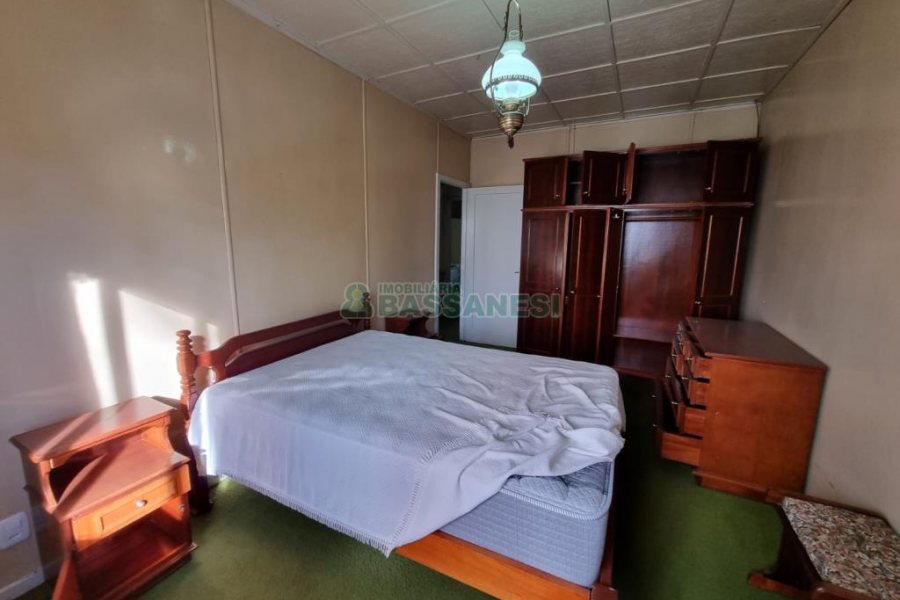 Casa com 263m², no bairro São Pelegrino em Caxias do Sul para Comprar