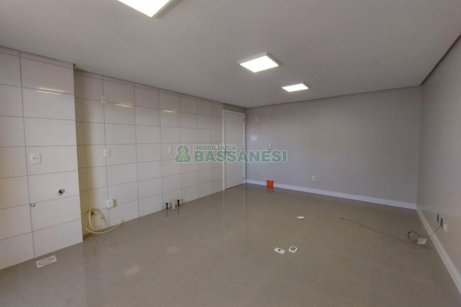 Apartamento com 53m², 2 dormitórios, 1 vaga, no bairro Vila Verde em Caxias do Sul para Comprar