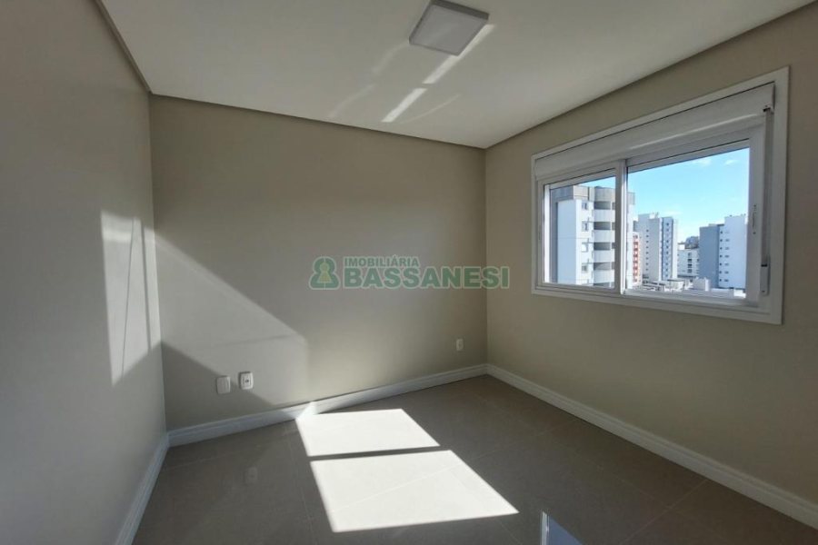 Apartamento com 53m², 2 dormitórios, 1 vaga, no bairro Vila Verde em Caxias do Sul para Comprar