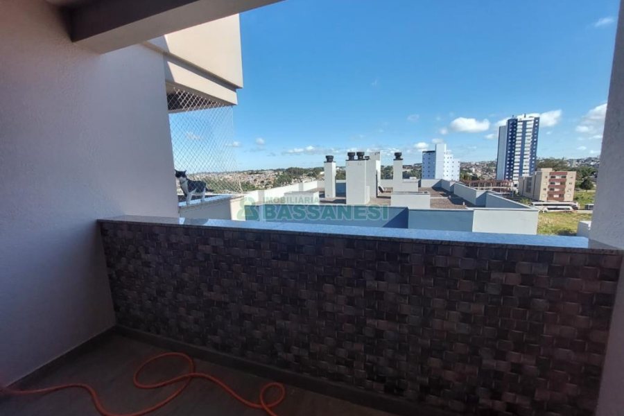 Apartamento com 53m², 2 dormitórios, 1 vaga, no bairro Vila Verde em Caxias do Sul para Comprar