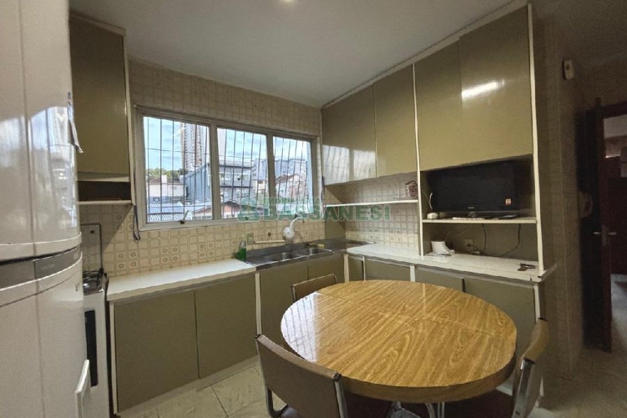 Apto Mobiliado com 136m², 3 dormitórios, 1 vaga, no bairro Exposição em Caxias do Sul para Comprar