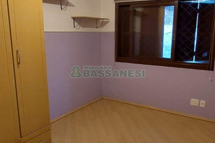 Apartamento com 97m², 3 dormitórios, 1 vaga, no bairro Universitário em Caxias do Sul para Alugar