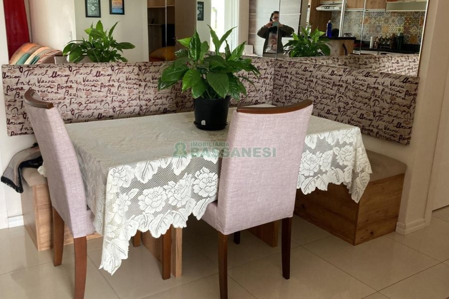 Apartamento com 56m², 2 dormitórios, 1 vaga, no bairro São Luiz em Caxias do Sul para Comprar