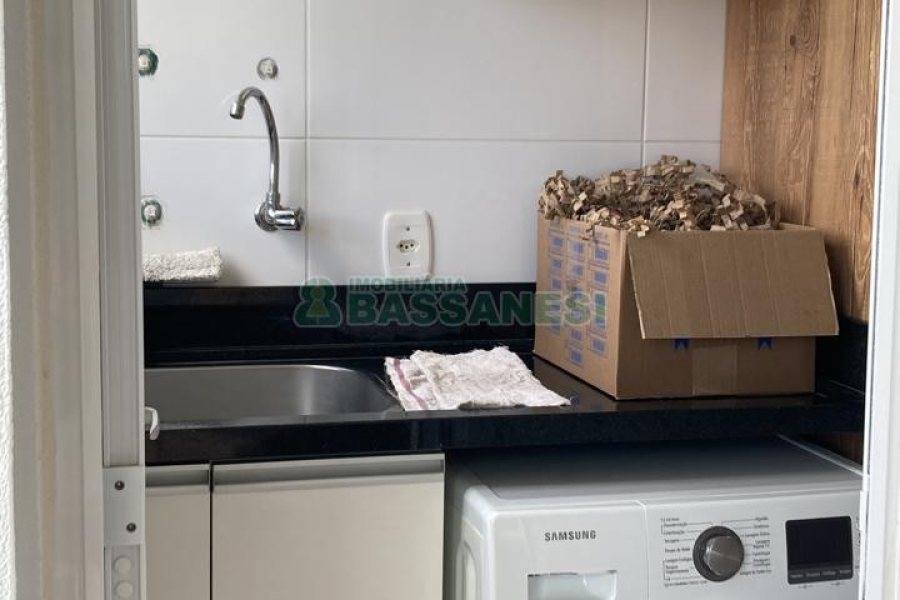 Apartamento com 56m², 2 dormitórios, 1 vaga, no bairro São Luiz em Caxias do Sul para Comprar