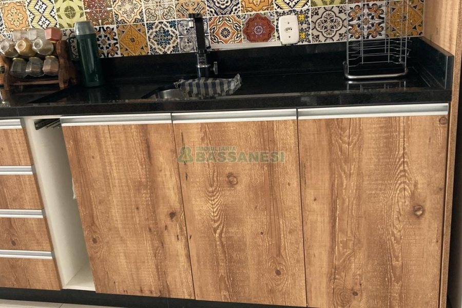 Apartamento com 56m², 2 dormitórios, 1 vaga, no bairro São Luiz em Caxias do Sul para Comprar