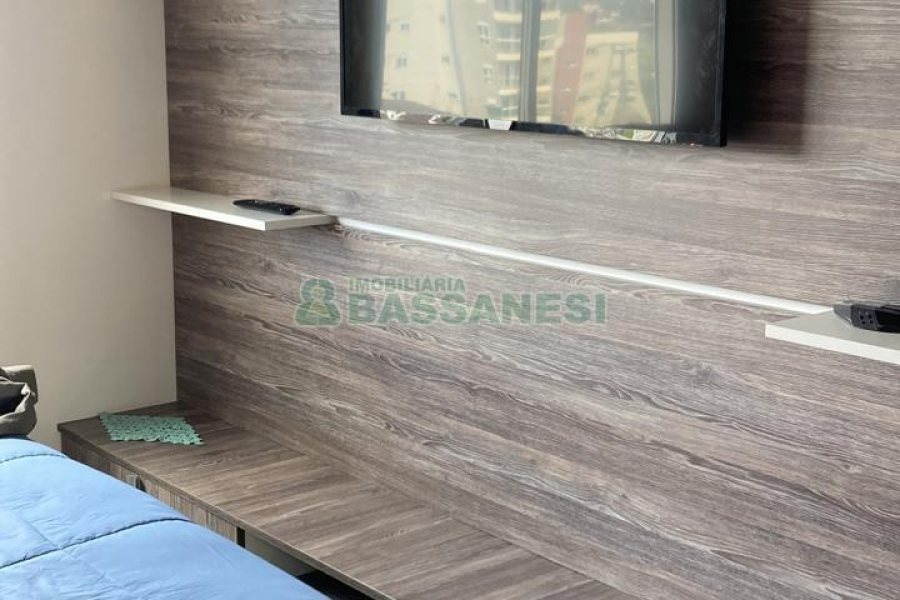 Apartamento com 56m², 2 dormitórios, 1 vaga, no bairro São Luiz em Caxias do Sul para Comprar