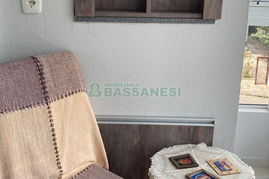Apartamento com 56m², 2 dormitórios, 1 vaga, no bairro São Luiz em Caxias do Sul para Comprar