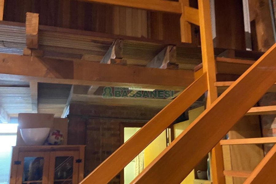 Chácara com 300m², 3 dormitórios, no bairro Apanhador em Caxias do Sul para Comprar