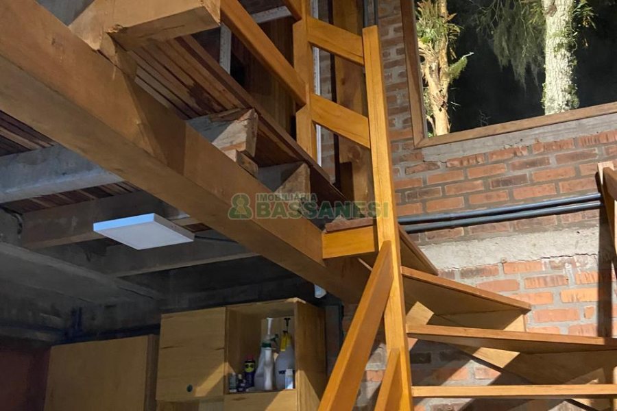 Chácara com 300m², 3 dormitórios, no bairro Apanhador em Caxias do Sul para Comprar