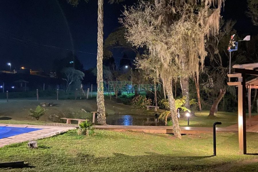 Chácara com 300m², 3 dormitórios, no bairro Apanhador em Caxias do Sul para Comprar