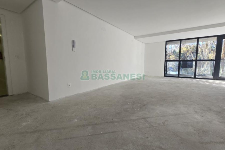 Sala com 53m², 1 vaga, no bairro Exposição em Caxias do Sul para Comprar