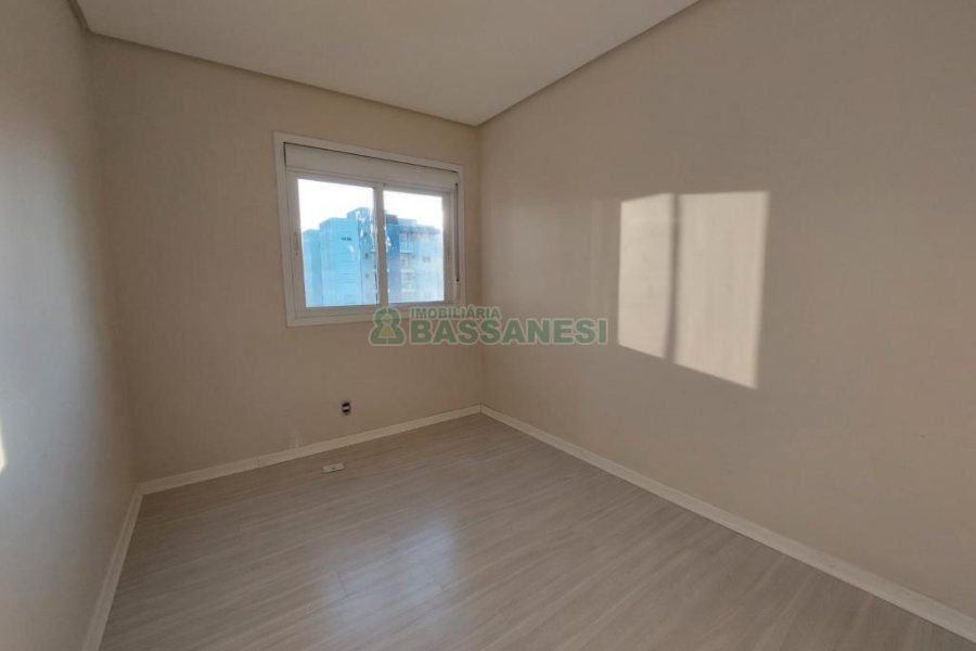 Apartamento com 70m², 2 dormitórios, 2 vagas, no bairro Vila Verde em Caxias do Sul para Alugar