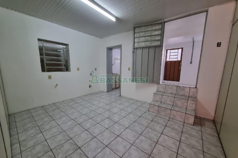 Loja com 75m², no bairro Cruzeiro em Caxias do Sul para Alugar