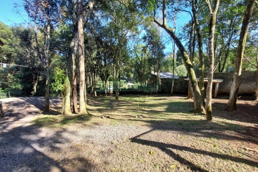 Chácara com 230m², 3 dormitórios, 3 vagas, no bairro São Virgílio em Caxias do Sul para Comprar