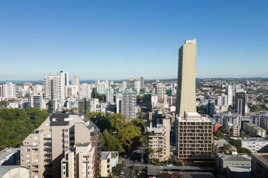 Apartamento com 128m², 3 dormitórios, 2 vagas, no bairro Exposição em Caxias do Sul para Comprar