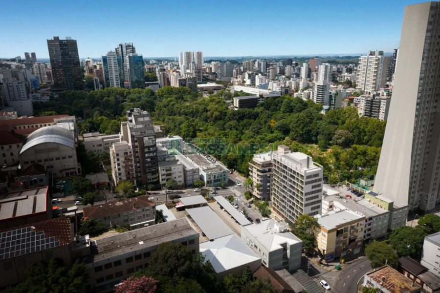 Apartamento com 128m², 3 dormitórios, 2 vagas, no bairro Exposição em Caxias do Sul para Comprar