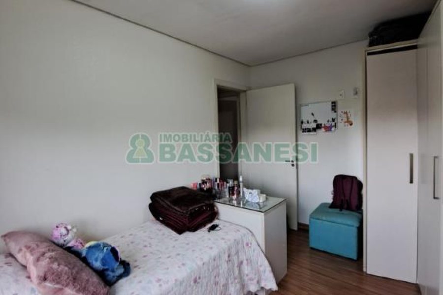 Apartamento com 70m², 2 dormitórios, 2 vagas, no bairro Ana Rech em Caxias do Sul para Comprar
