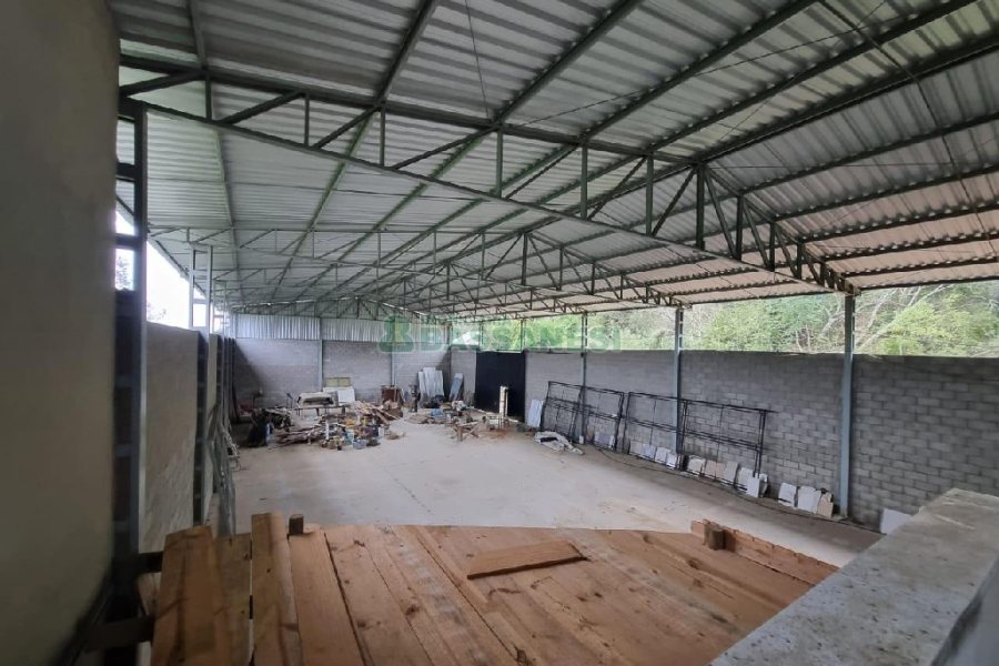 Pavilhão com 460m², no bairro Linha Feijo em Caxias do Sul para Alugar