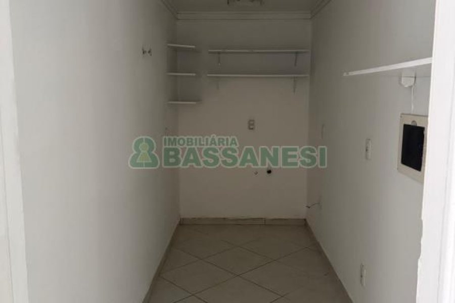 Sala com 103m², no bairro Centro em Caxias do Sul para Alugar