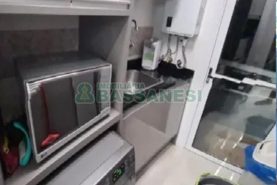 Apartamento com 95m², 2 dormitórios, 2 vagas, no bairro São José em Caxias do Sul para Comprar