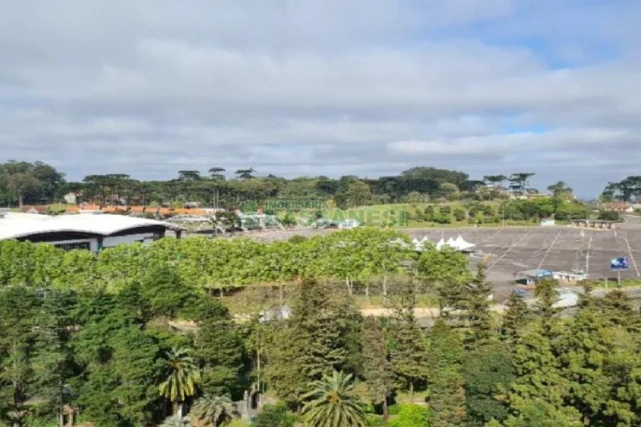 Apartamento com 95m², 2 dormitórios, 2 vagas, no bairro São José em Caxias do Sul para Comprar