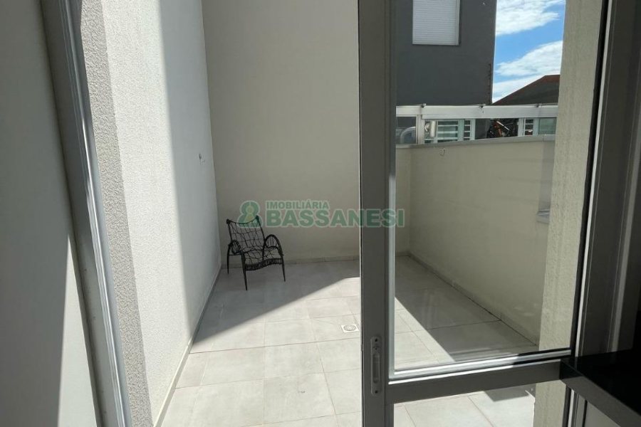 Apartamento com 87m², 2 dormitórios, 2 vagas, no bairro Santa Catarina em Caxias do Sul para Comprar
