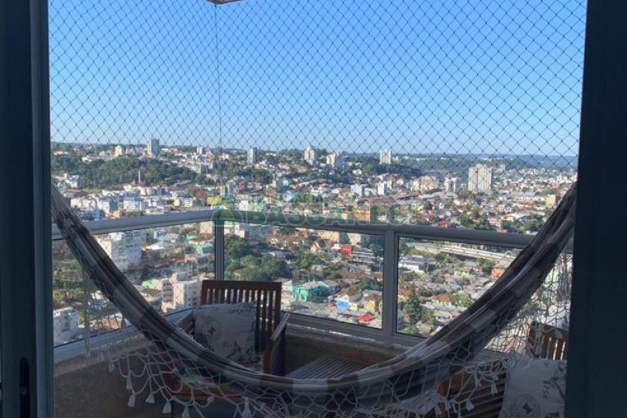 Apto Mobiliado com 112m², 3 dormitórios, 2 vagas, no bairro Cristo Redentor em Caxias do Sul para Alugar