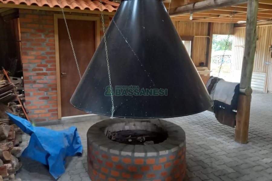 Chácara com 38200m², 3 dormitórios, no bairro Interior em São Marcos para Comprar