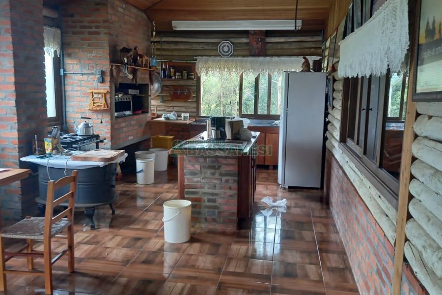 Chácara com 38200m², 3 dormitórios, no bairro Interior em São Marcos para Comprar