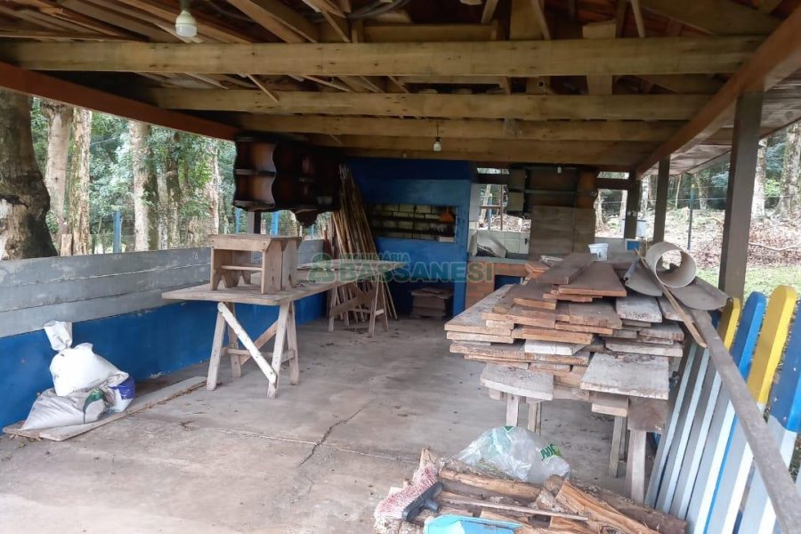 Chácara com 38200m², 3 dormitórios, no bairro Interior em São Marcos para Comprar