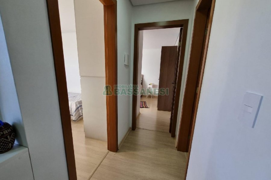 Apto Mobiliado com 55m², 2 dormitórios, 1 vaga, no bairro Vila Verde em Caxias do Sul para Alugar