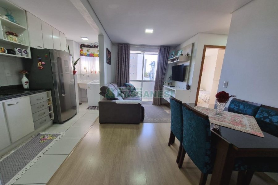 Apto Mobiliado com 55m², 2 dormitórios, 1 vaga, no bairro Vila Verde em Caxias do Sul para Alugar