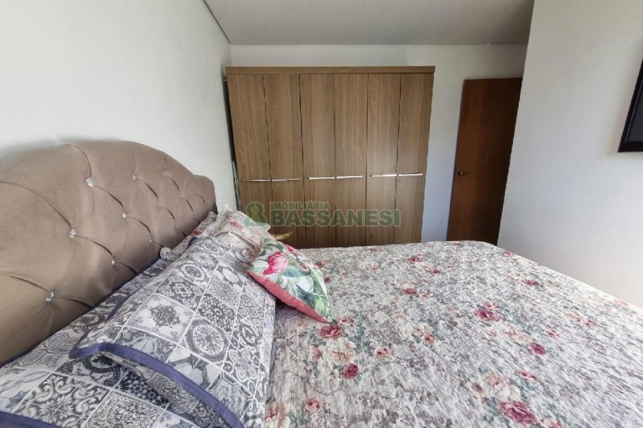 Apto Mobiliado com 55m², 2 dormitórios, 1 vaga, no bairro Vila Verde em Caxias do Sul para Alugar