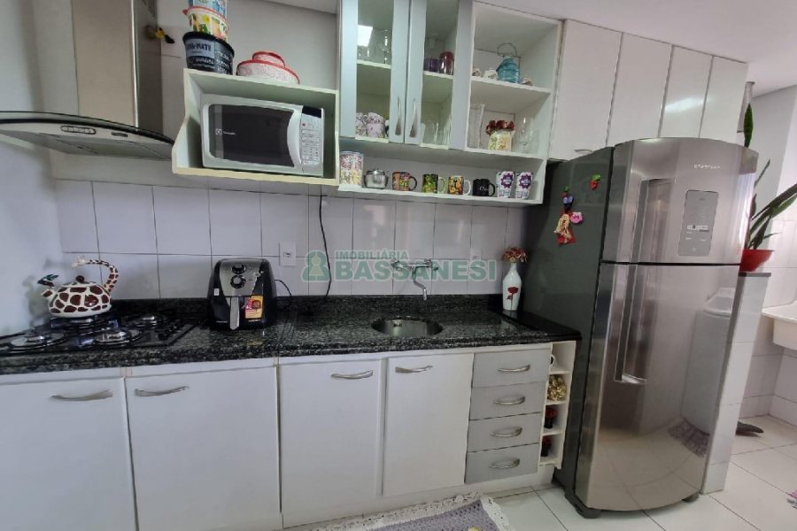 Apto Mobiliado com 55m², 2 dormitórios, 1 vaga, no bairro Vila Verde em Caxias do Sul para Alugar