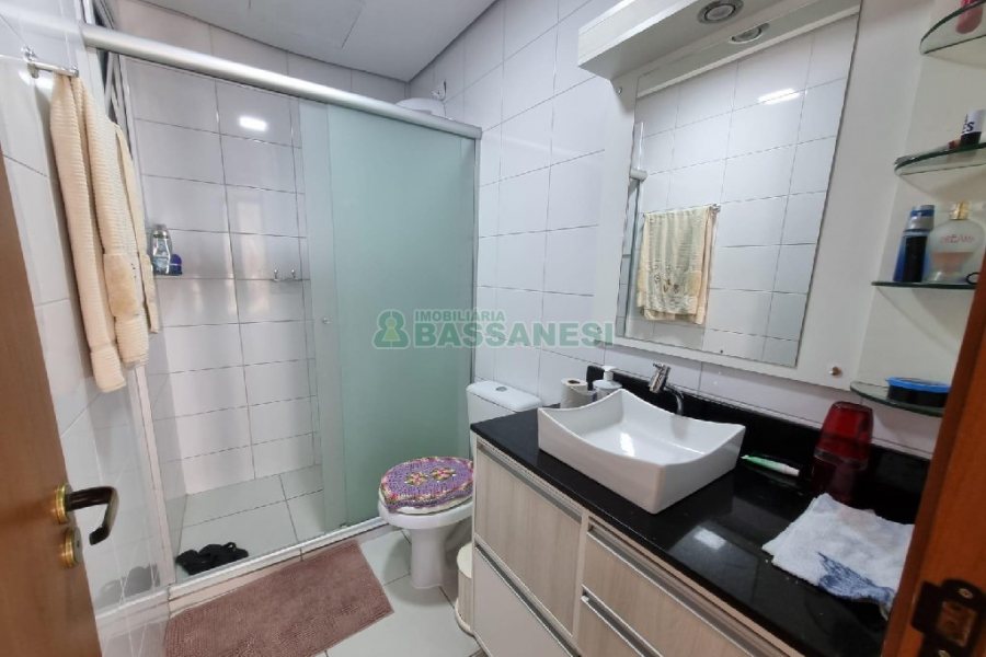 Apto Mobiliado com 55m², 2 dormitórios, 1 vaga, no bairro Vila Verde em Caxias do Sul para Alugar