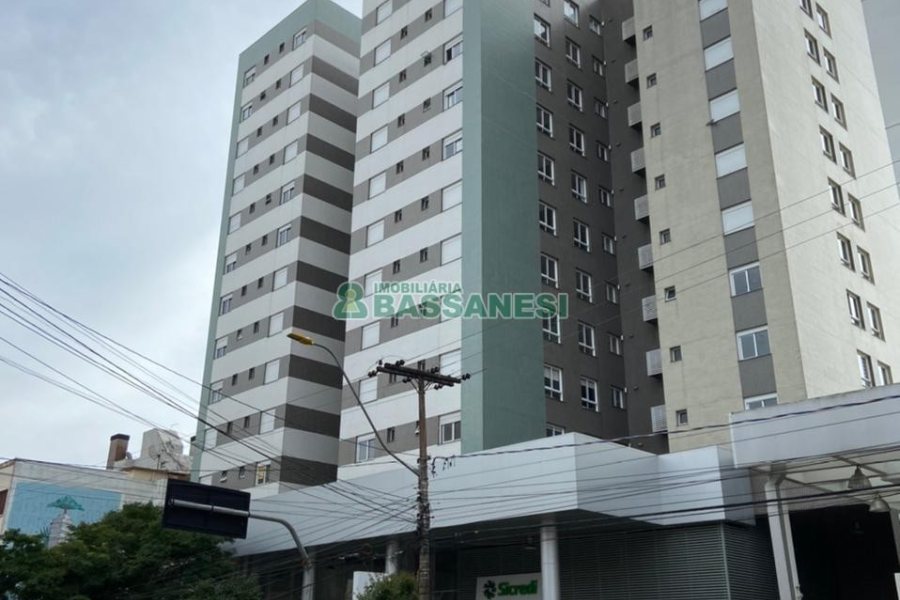 Apto Mobiliado com 54m², 1 dormitório, 1 vaga, no bairro Centro em Caxias do Sul para Alugar