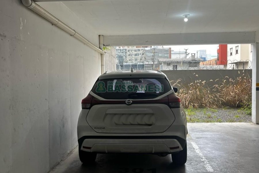 Apto Mobiliado com 54m², 1 dormitório, 1 vaga, no bairro Centro em Caxias do Sul para Alugar