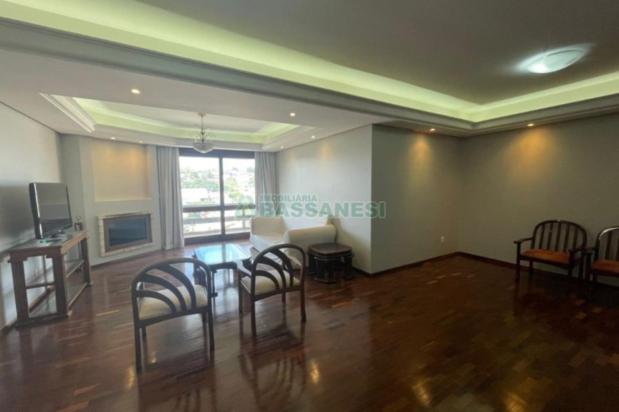 Apartamento com 180m², 3 dormitórios, 1 vaga, no bairro Cristo Redentor em Caxias do Sul para Alugar ou Comprar