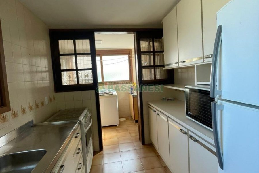 Apartamento com 180m², 3 dormitórios, 1 vaga, no bairro Cristo Redentor em Caxias do Sul para Alugar ou Comprar