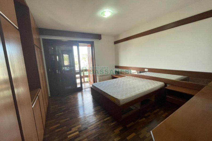 Apartamento com 180m², 3 dormitórios, 1 vaga, no bairro Cristo Redentor em Caxias do Sul para Alugar ou Comprar