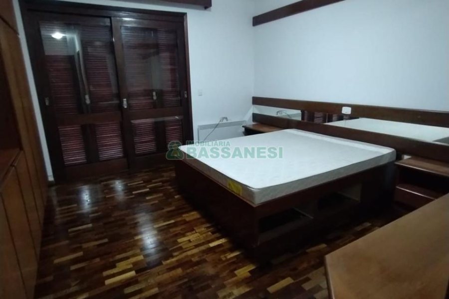 Apartamento com 180m², 3 dormitórios, 1 vaga, no bairro Cristo Redentor em Caxias do Sul para Alugar ou Comprar