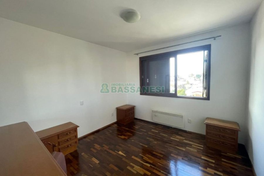 Apartamento com 180m², 3 dormitórios, 1 vaga, no bairro Cristo Redentor em Caxias do Sul para Alugar ou Comprar