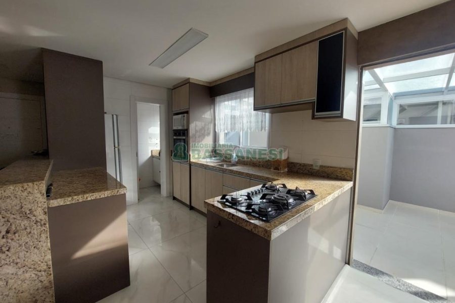 Apto/Cobertura com 109m², 3 dormitórios, 2 vagas, no bairro Morada dos Alpes em Caxias do Sul para Comprar