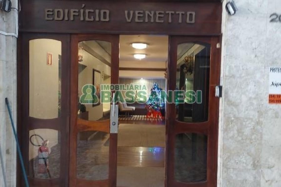 Apartamento com 142m², 3 dormitórios, 1 vaga, no bairro Centro em Caxias do Sul para Comprar