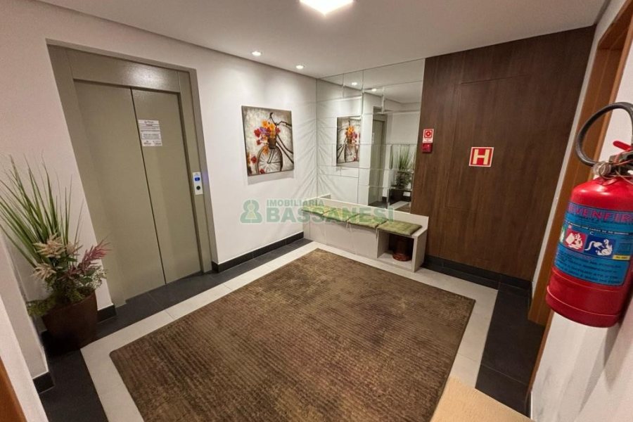 Apartamento com 97m², 2 dormitórios, 2 vagas, no bairro Jardim América em Caxias do Sul para Comprar