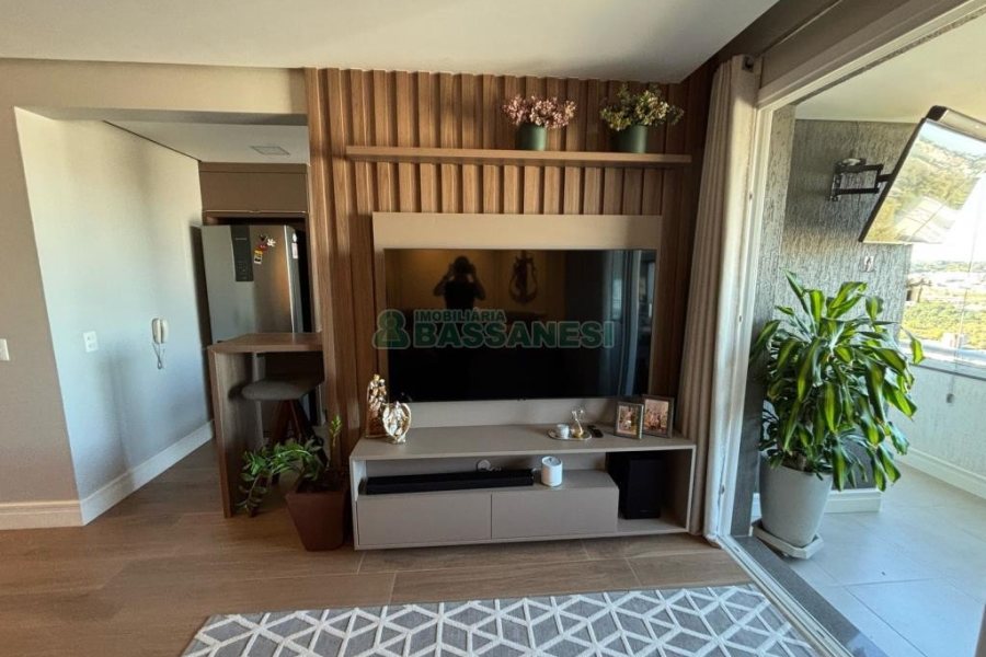 Apartamento com 97m², 2 dormitórios, 2 vagas, no bairro Jardim América em Caxias do Sul para Comprar