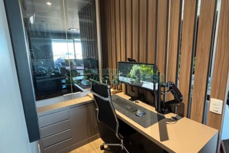 Apartamento com 97m², 2 dormitórios, 2 vagas, no bairro Jardim América em Caxias do Sul para Comprar